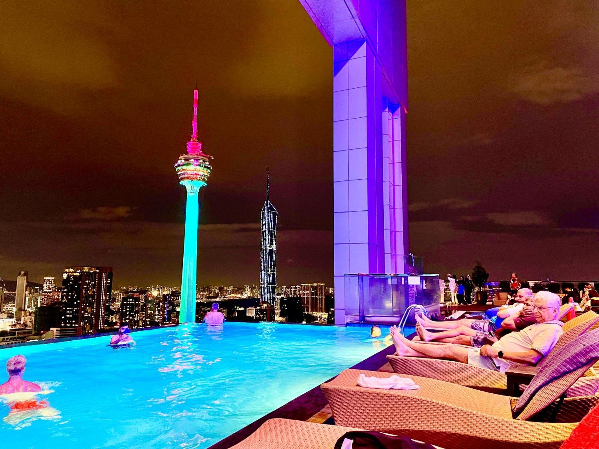 Platinum Klcc By Luxury Suites Kuala Lumpur Exterior photo
