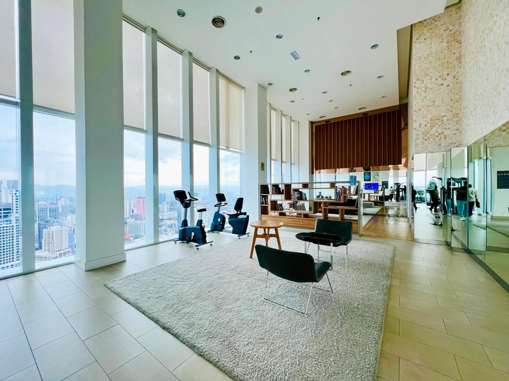 Platinum Klcc By Luxury Suites Kuala Lumpur Exterior photo